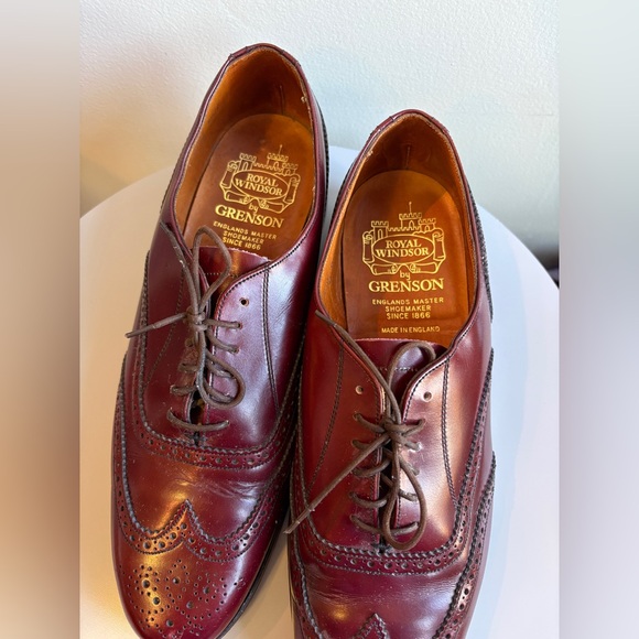 Vintage Royal Windsor by Grenson Leather Oxfords Wing Tip Brogue Style, 10.5 D - Picture 4 of 10